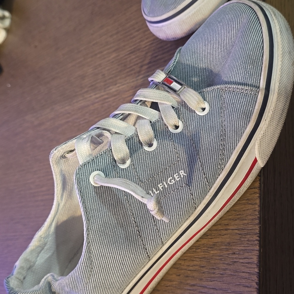 Tommy Hilfinger Sneakers - Picture 12 of 12